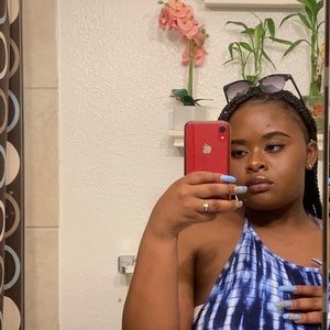 Meet your Posher, Kylah